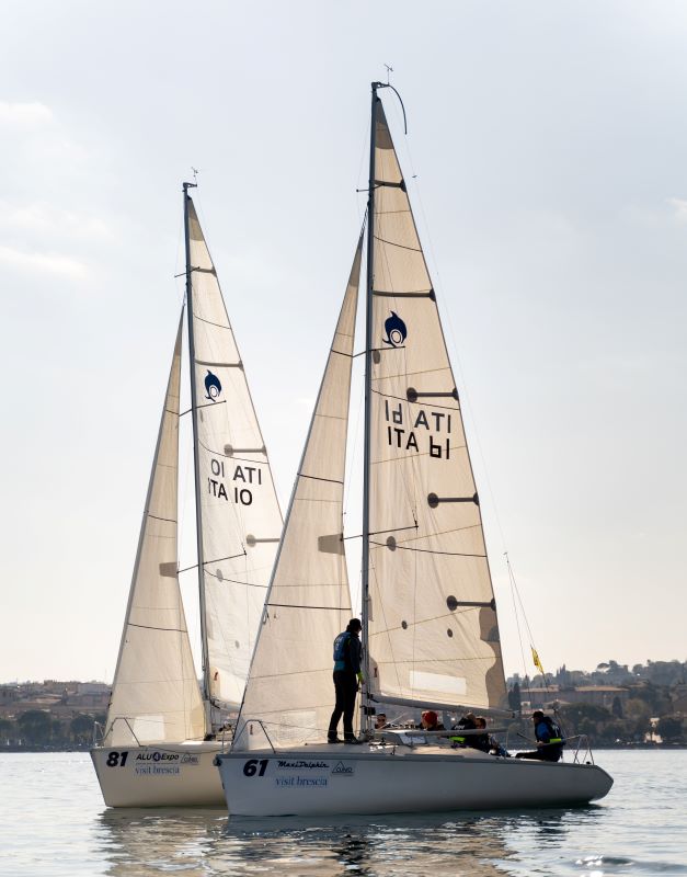 Team building on a sailboat - 4