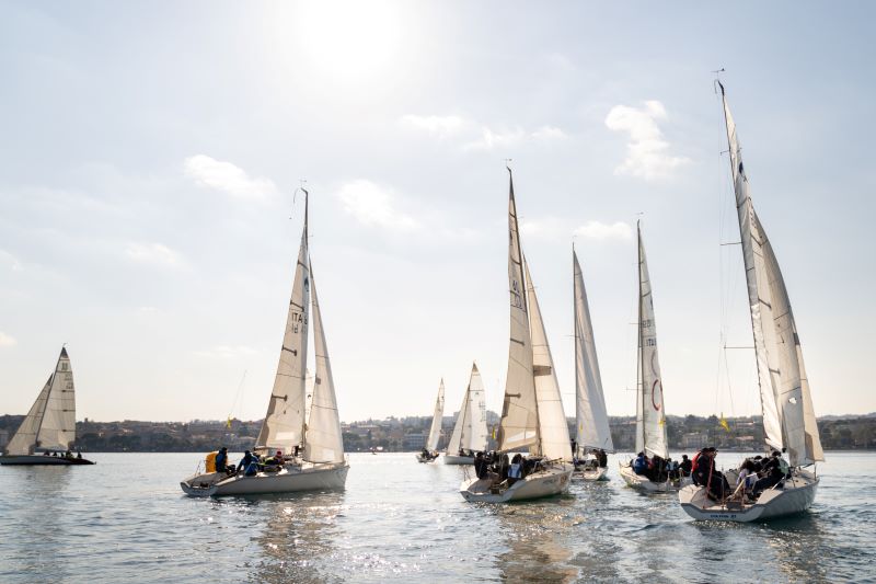 Team building on a sailboat - 6