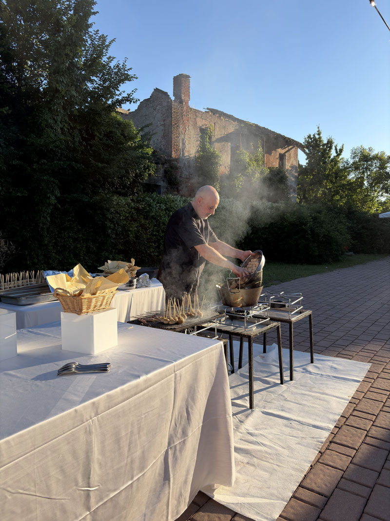 Meeting and cocktail dinner in Milan at a country chic venue with a magnificent garden - 14