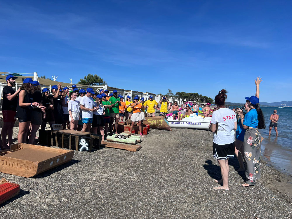 Cardboard-boating by the sea: a dynamic and engaging summer team building activity - 2