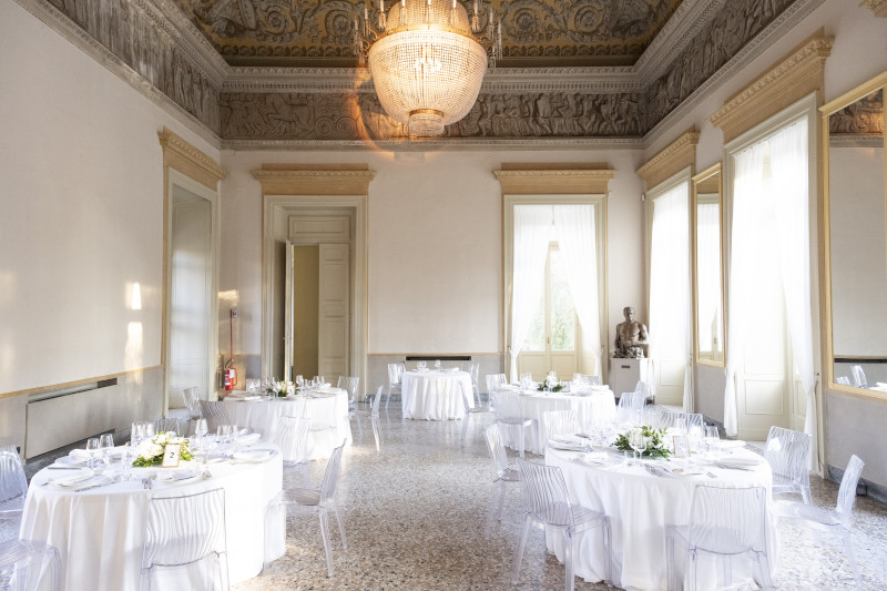 A fairytale wedding in a glamorous venue in central Milan - 31