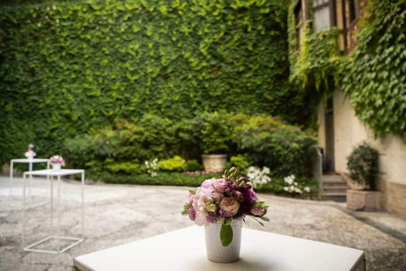 Wedding anniversary event in historic Milan villa - 4