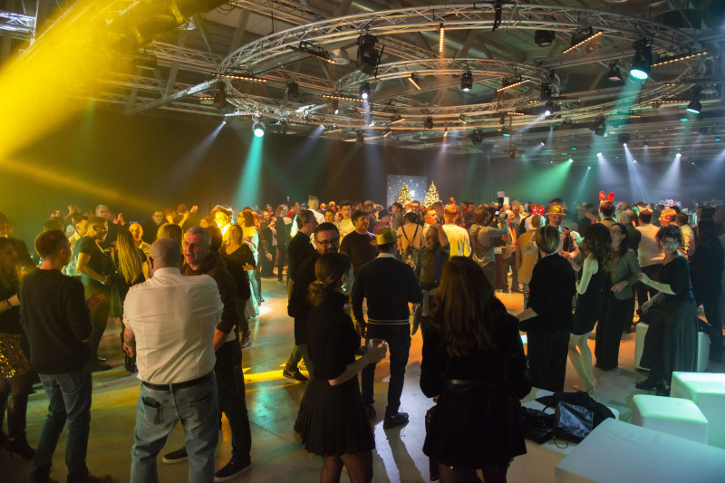 CBRE's first Christmas party in Milan was a resounding success - 6