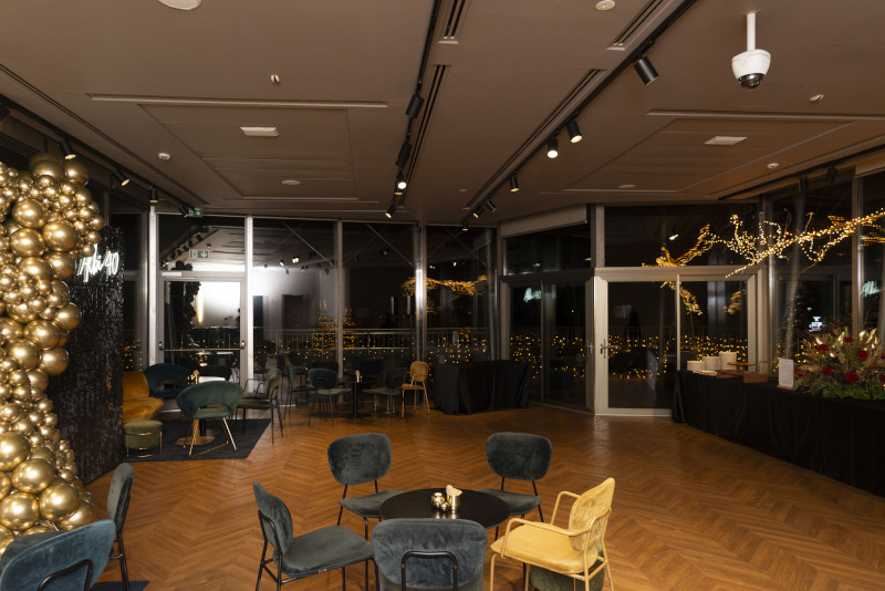 Fortieth birthday celebration blending elegance, comfort and design - 0