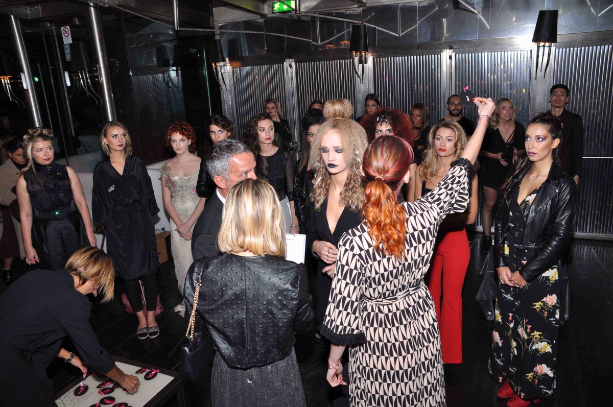 First contest of a promotional tour among Aveda's hair salons - 7