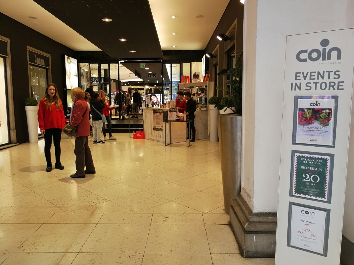 Stand for Aveda in the store inside Genova's Coin - 16