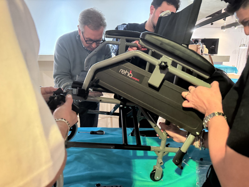 "CHAIRITY BUILDING" Combining Teamwork and Charity for Alzheimer's Patients - 1