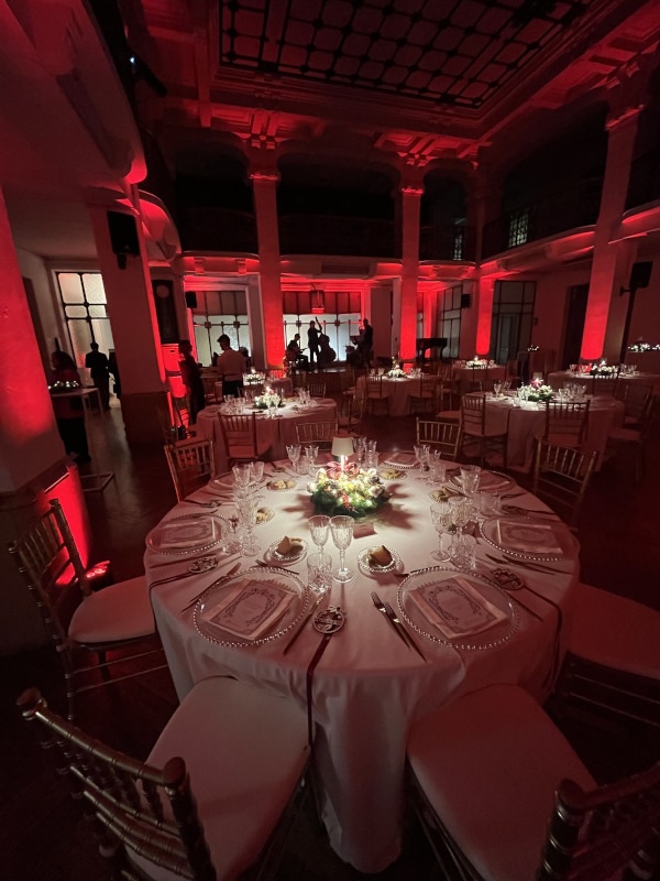 Elegant corporate Christmas event in a prestigious Milan venue - 2
