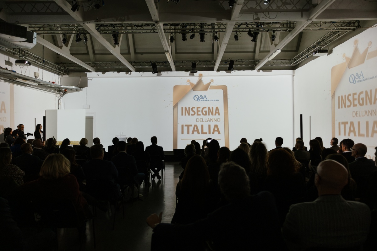 An awards ceremony in an elegant, innovative and high-tech venue - 6