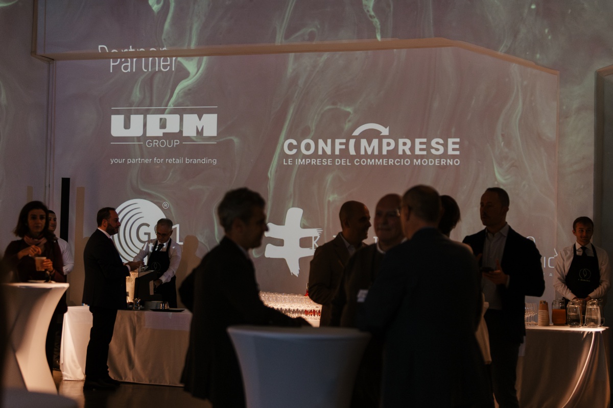 An awards ceremony in an elegant, innovative and high-tech venue - 5