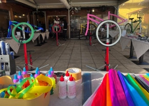 A solidarity-based team-building project that brings together businesses, local areas and communities, generating tangible results and social impact.