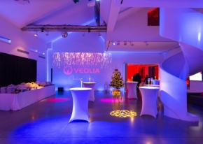 An informal company event hosted in an exclusive, ready made venue, focusing on sustainability