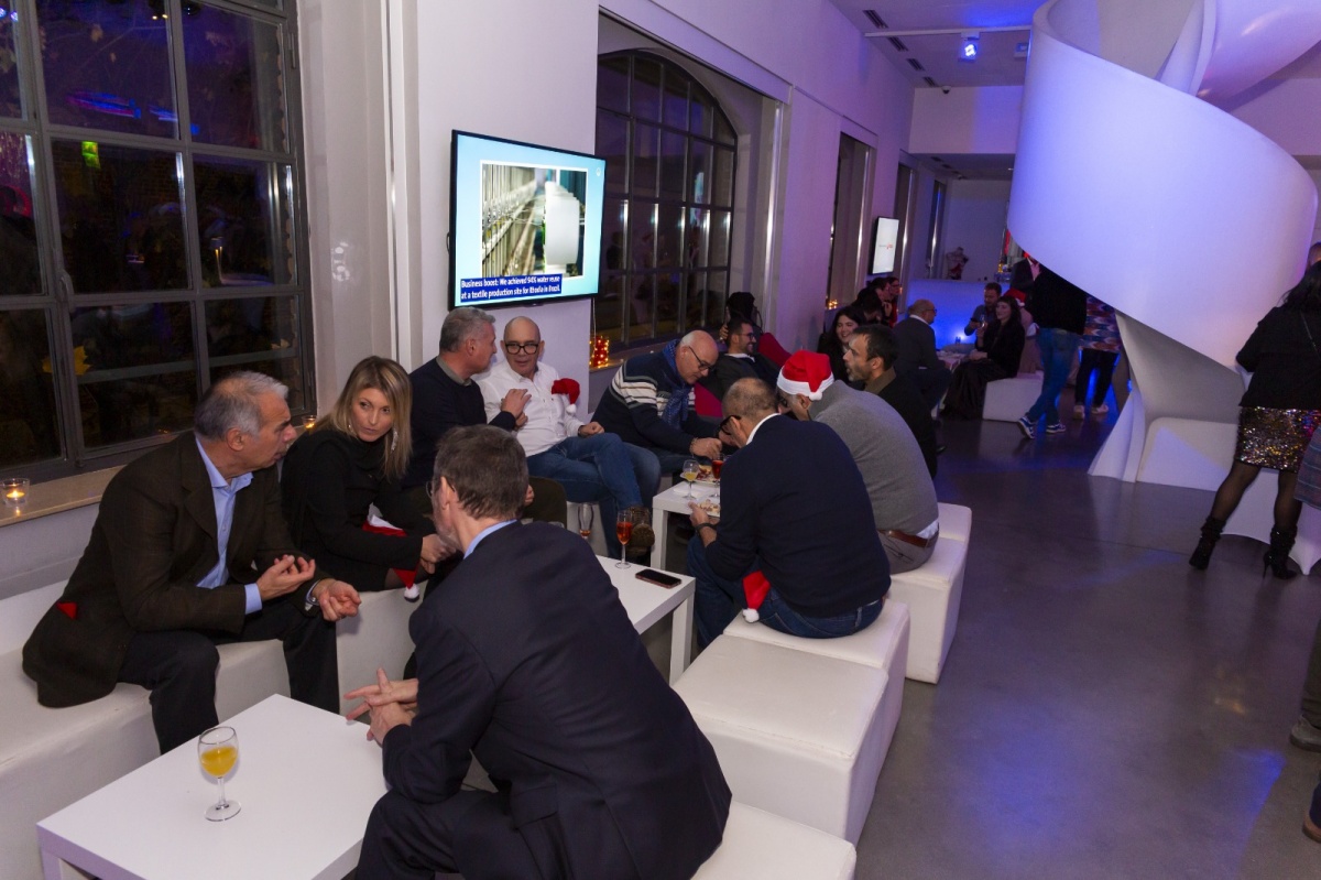 A sustainable corporate Christmas party in Milan - 11